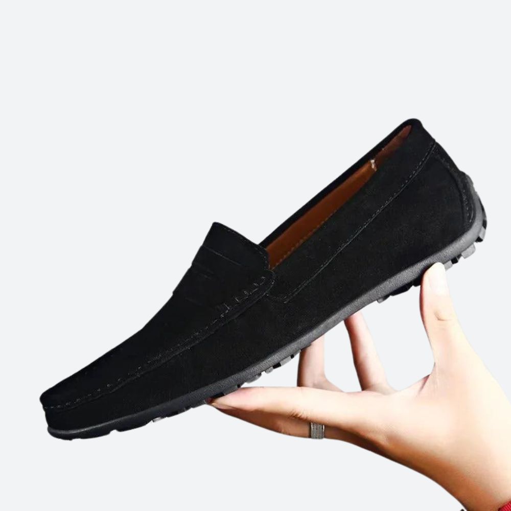 Mocassins clássicos de camurça