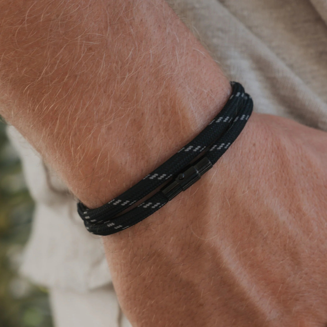 Black Minimalist Rope Bracelet
